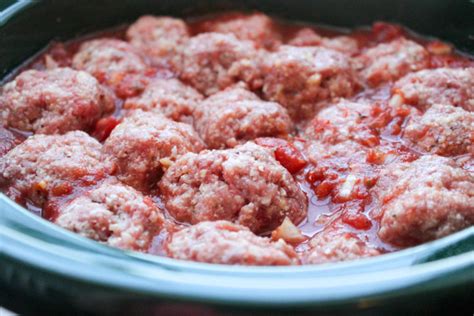 one-pot-slow-cooker-spaghetti-and-meatballs image