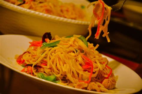 szechuan-chicken-noodles-recipes-are-simple image
