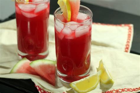 blackberry-melon-homemade-lemonade image