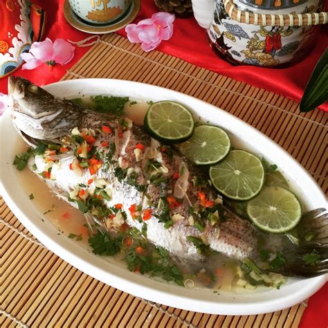 thai-steamed-fish-with-lime-pla-neung-manao-or image