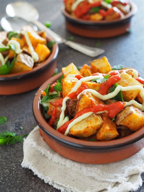easy-patatas-bravas-spanish-fried-potatoes-tapas image