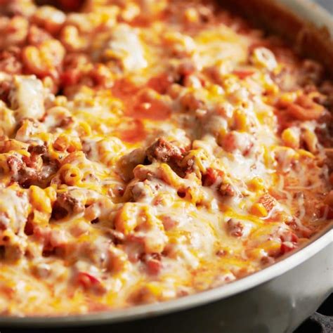one-skillet-cheesy-beef-and-macaroni-recipe-the-mom-100 image
