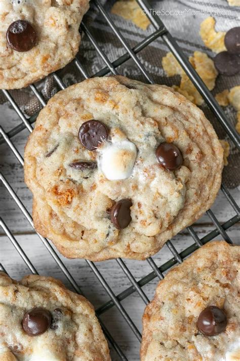 cornflake-chocolate-chip-marshmallow-cookies image