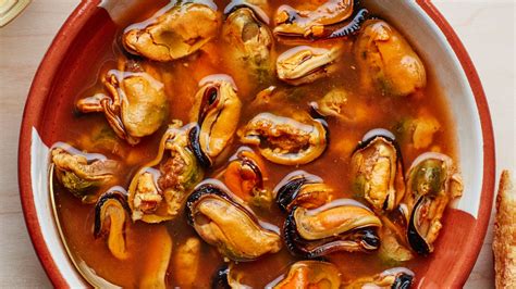 a-mussels-escabeche-to-make-at-home-and-eat-with image