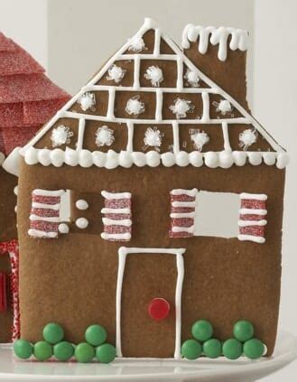 gingerbread-house-faades-tara-teaspoon image