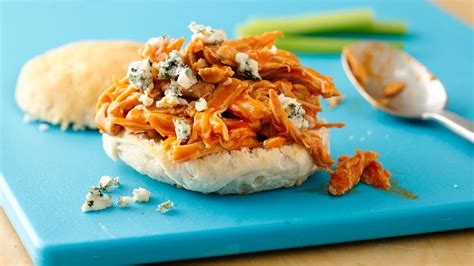 buffalo-ranch-slow-cooker-chicken image