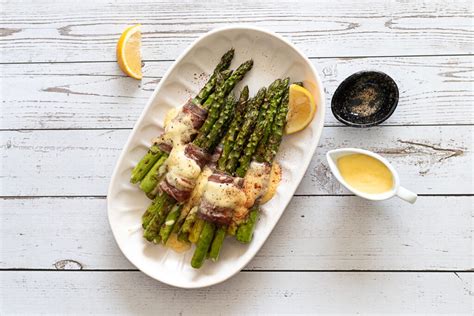 asparagus-and-parma-ham-recipe-feed-your-sole image
