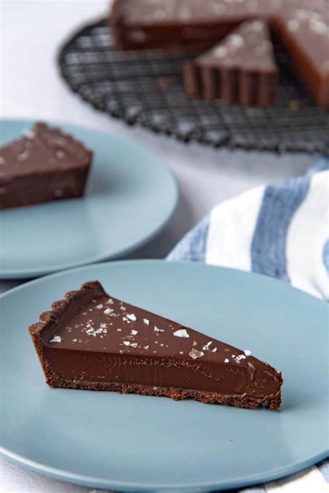 chocolate-tart-simple-ganache-tart-the-flavor-bender image