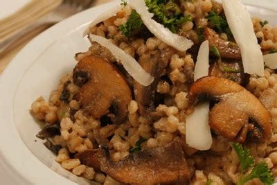 barley-and-mushroom-risotto-recipe-country-grocer image