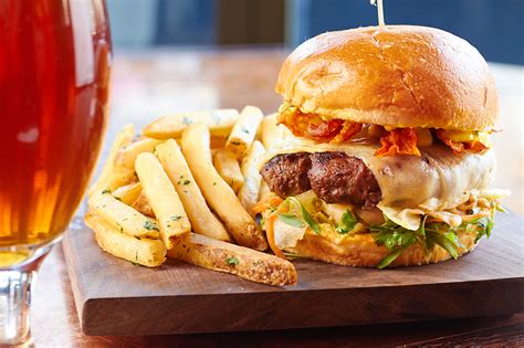 the-18-best-new-burgers-at-chicago-restaurants image