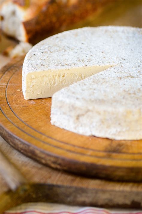 dairy-free-brie-cheese-recipe-truffled-garlic image