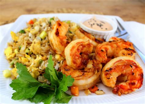 hibachi-shrimp-with-yum-yum-sauce image