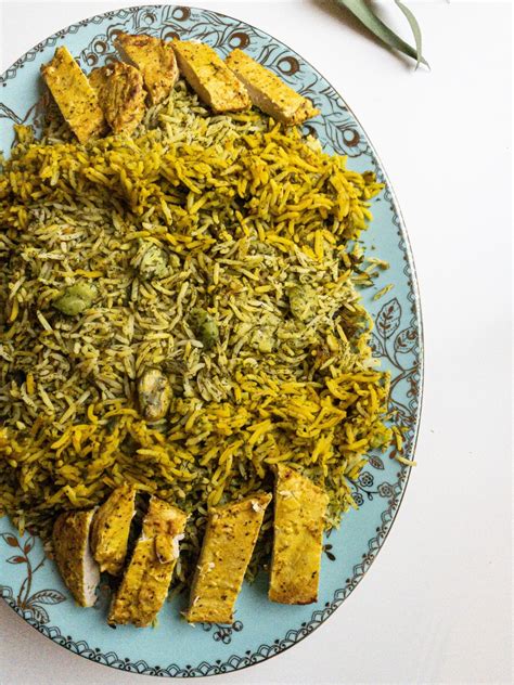 sabzi-baghali-polo-persian-rice-with-herbs-and-fava image