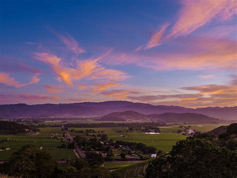 best-places-to-watch-the-sunset-in-napa-valley image