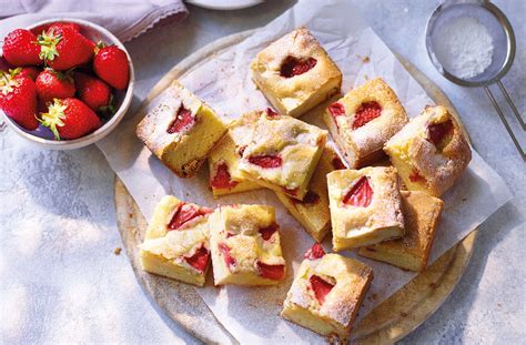 strawberry-blondies-recipe-tesco-real-food image