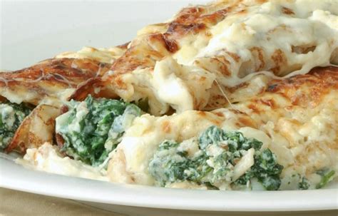 pancake-cannelloni-with-spinach-and-four-cheeses image