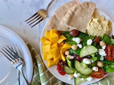 mediterranean-greek-salad-with-hummus-eat-well-to-be image