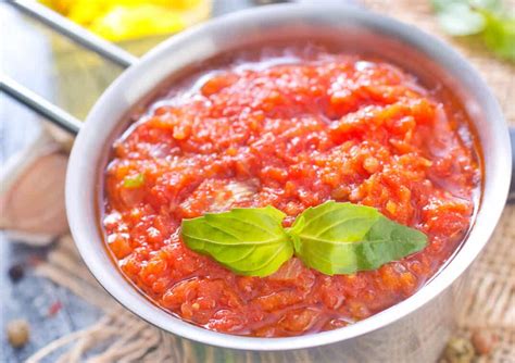 homemade-thai-chili-sauce-pepperscale image