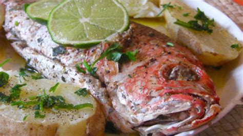 delicious-red-snapper-with-oven-roasted-potatoes image