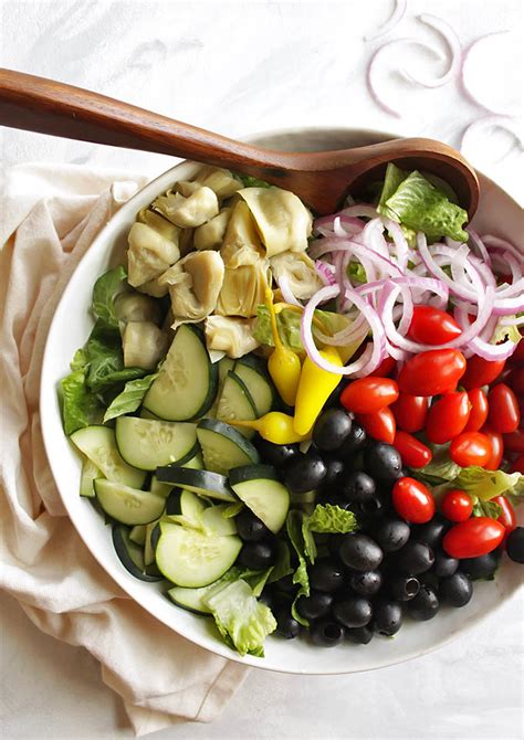 15-minute-italian-salad-robust image