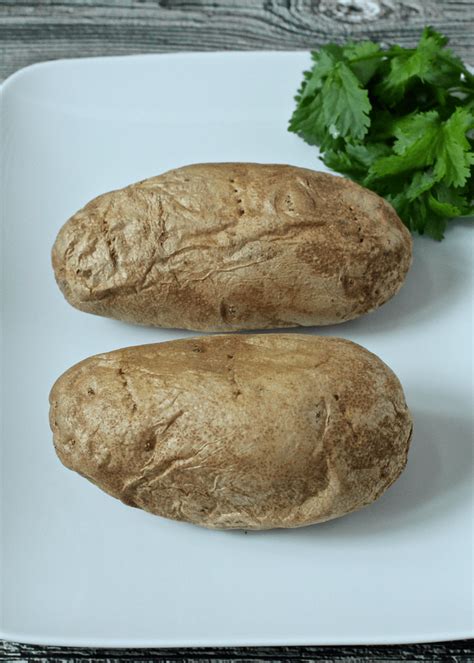 10-minute-microwave-baked-potatoes-family-food-on image