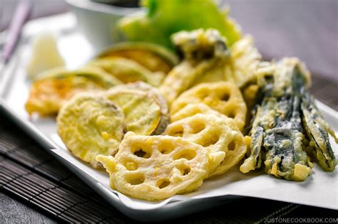 vegetable-tempura-野菜の天ぷら-just-one-cookbook image