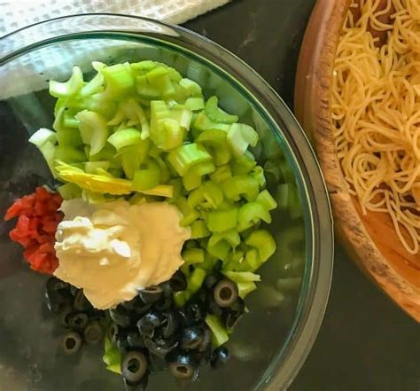 vermicelli-pasta-summer-salad-smartypantskitchen image