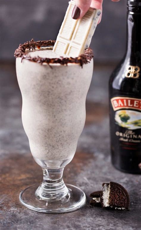 boozy-baileys-oreo-milkshake-recipe-the-chunky-chef image