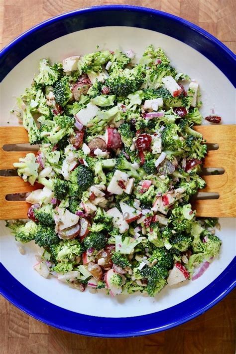 best-easiest-vegan-broccoli-salad-the-cheeky image
