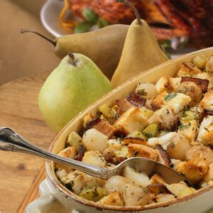 bread-stuffing-with-pears-bacon-caramelized-onions image