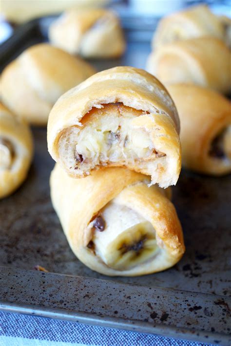 chocolate-peanut-butter-banana-crescents-the image