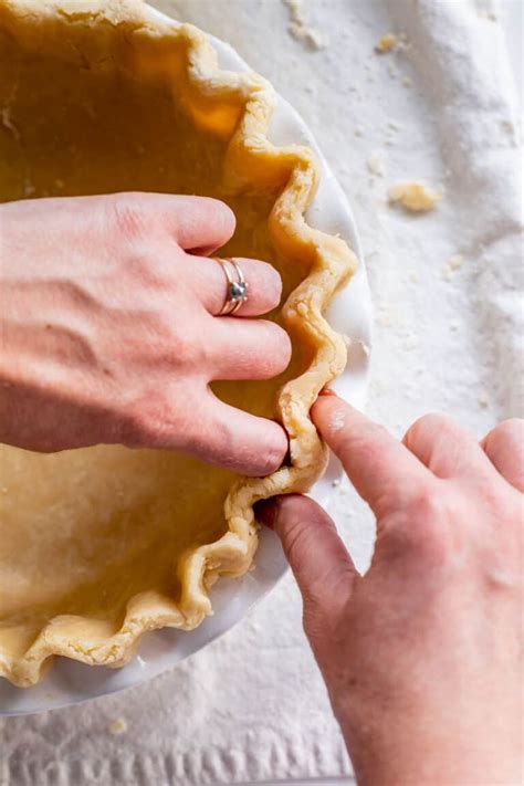 how-to-blind-bake-a-pie-crust-the-food-charlatan image