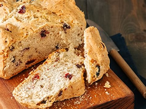 3-ways-to-enjoy-whole-foods-market-seeduction-bread image