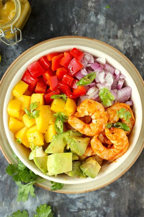 mango-avocado-salad-with-shrimps-mango-shrimp image