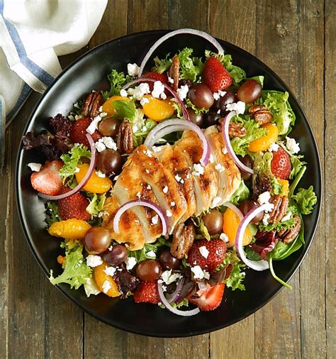 longhorn-grilled-chicken-strawberry-salad-frugal image