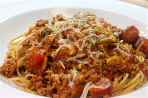 spaghetti-with-sausage-and-vegetables-i-heart image