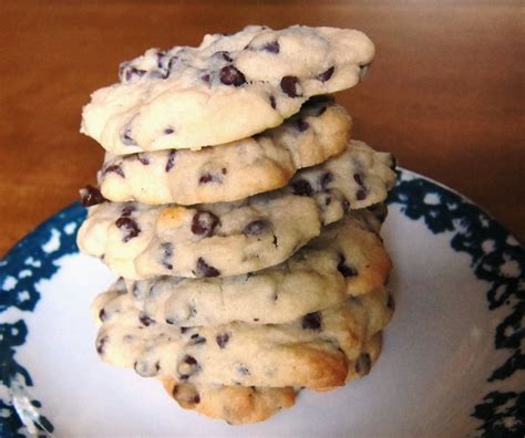 ghirardelli-mini-chocolate-chip-cookies image