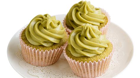 matcha-green-tea-cupcakes-matcha-cake image