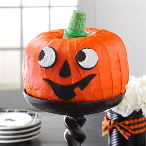 22-scary-good-halloween-cake-recipes-taste-of-home image