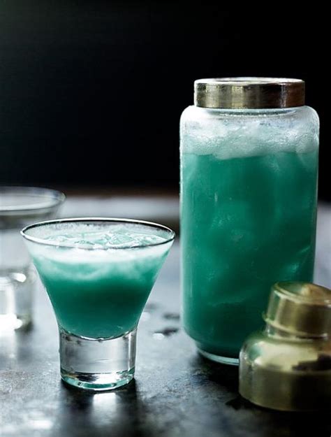 blue-hawaiian-drinks-tube-jamie-oliver image