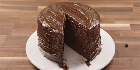 matilda-inspired-chocolate-fudge-cake-recipe-from image