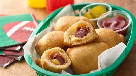 bacon-and-cheese-crescent-dogs-recipe-pillsburycom image