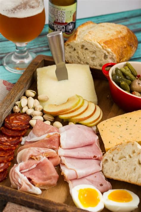 ploughmans-platter-for-a-party-sundaysupper-the image