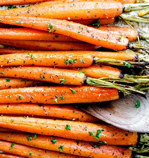 honey-garlic-carrots-sysco-foodie image