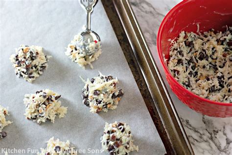 4-ingredient-almond-joy-cookies-kitchen image