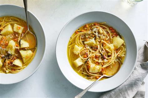 pasta-e-patate-pasta-and-potato-soup image