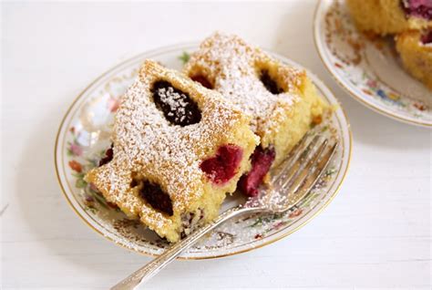 super-moist-berry-cake-little-vienna image