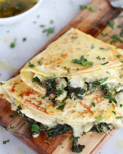 spinach-artichoke-and-brie-crepes-with image