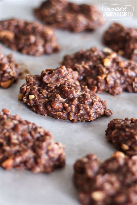 easy-no-bake-cookies-a-classic-and-simple-recipe-in-15-mins image