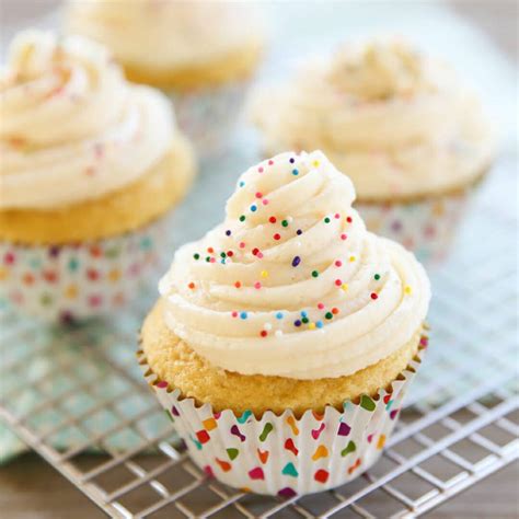 perfect-cupcake-frosting-and-filling-our-best-bites image